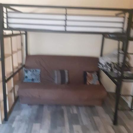 Апартаменты Studio 2 Ou 3 Places Verdun-sur-le-Doubs Экстерьер фото